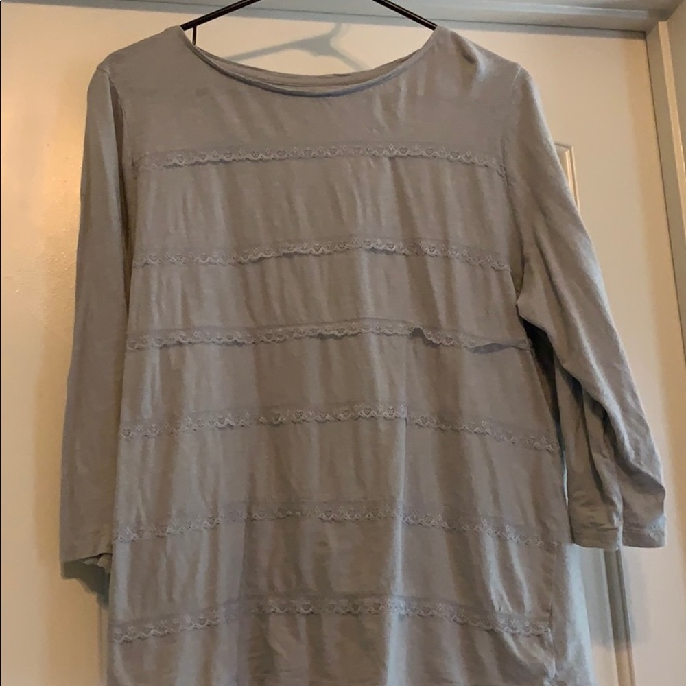Loft 3/4 Length Sleeves Top